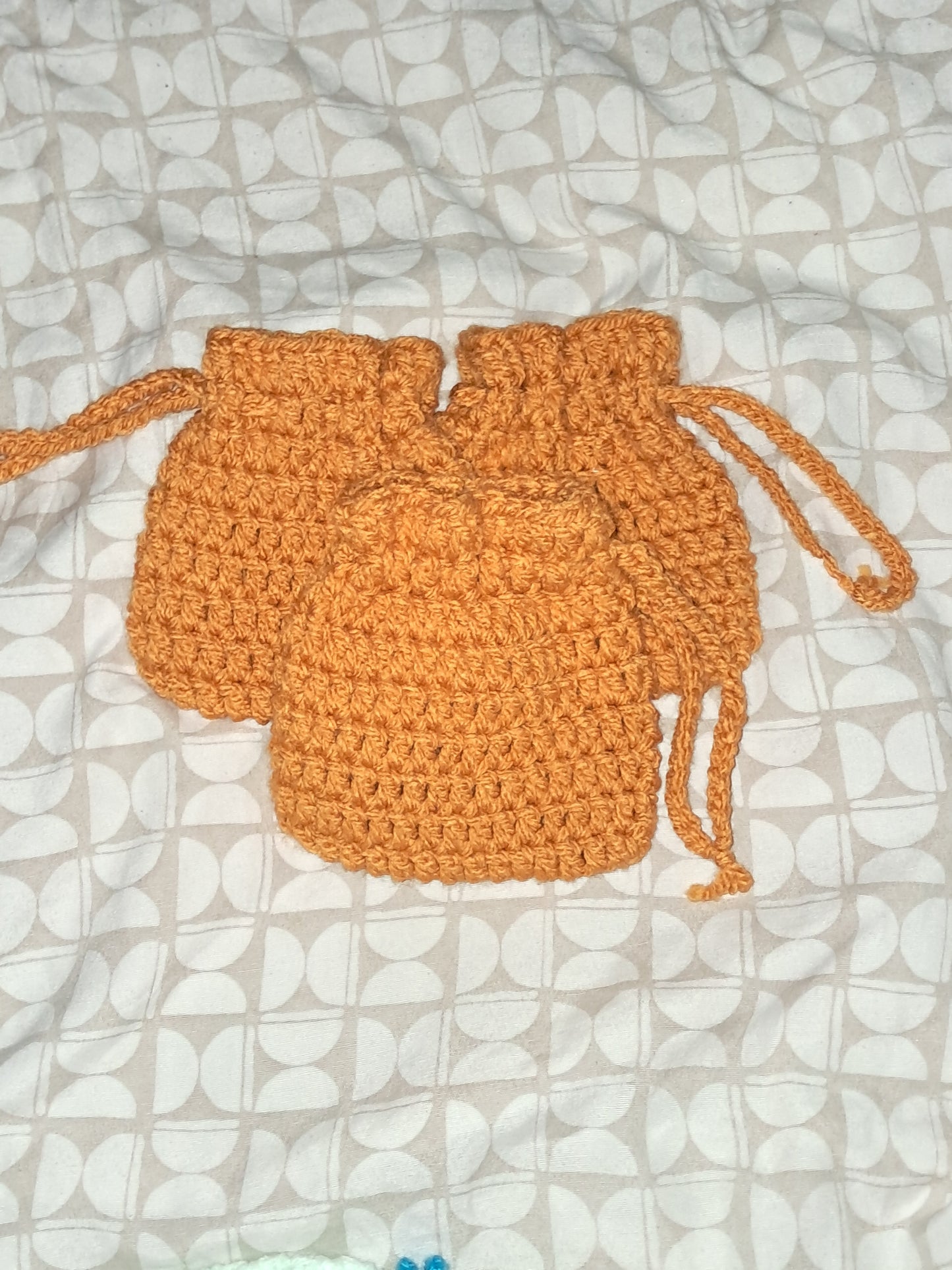 Small pouch