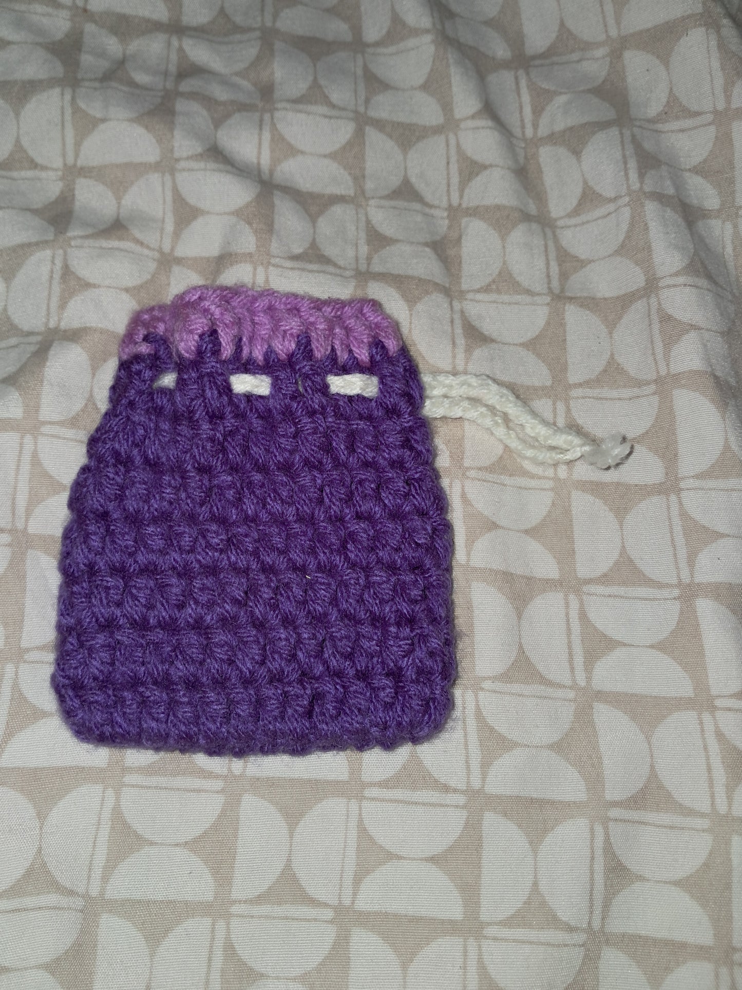 Small pouch