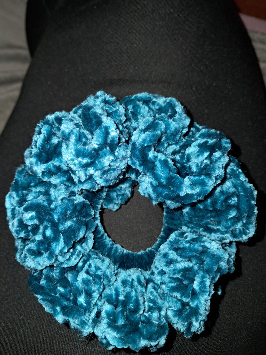 Crochet scrunchie