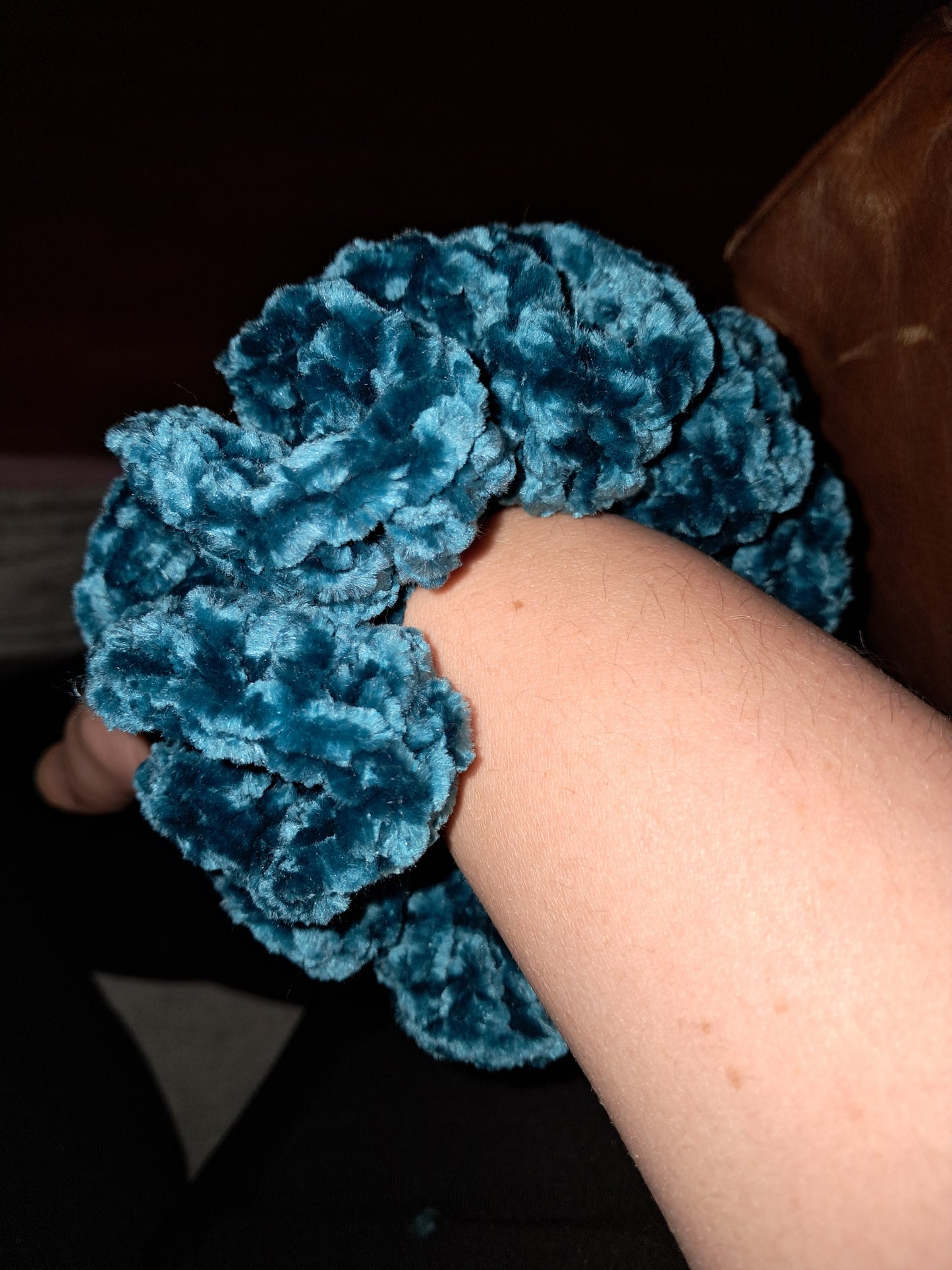 Crochet scrunchie