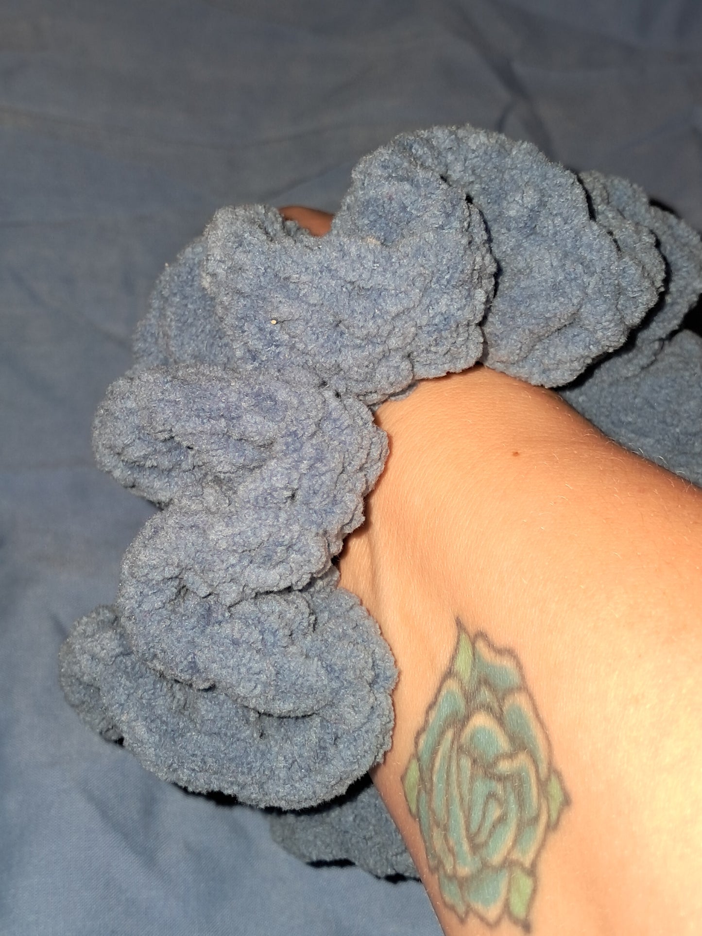 Crochet scrunchie