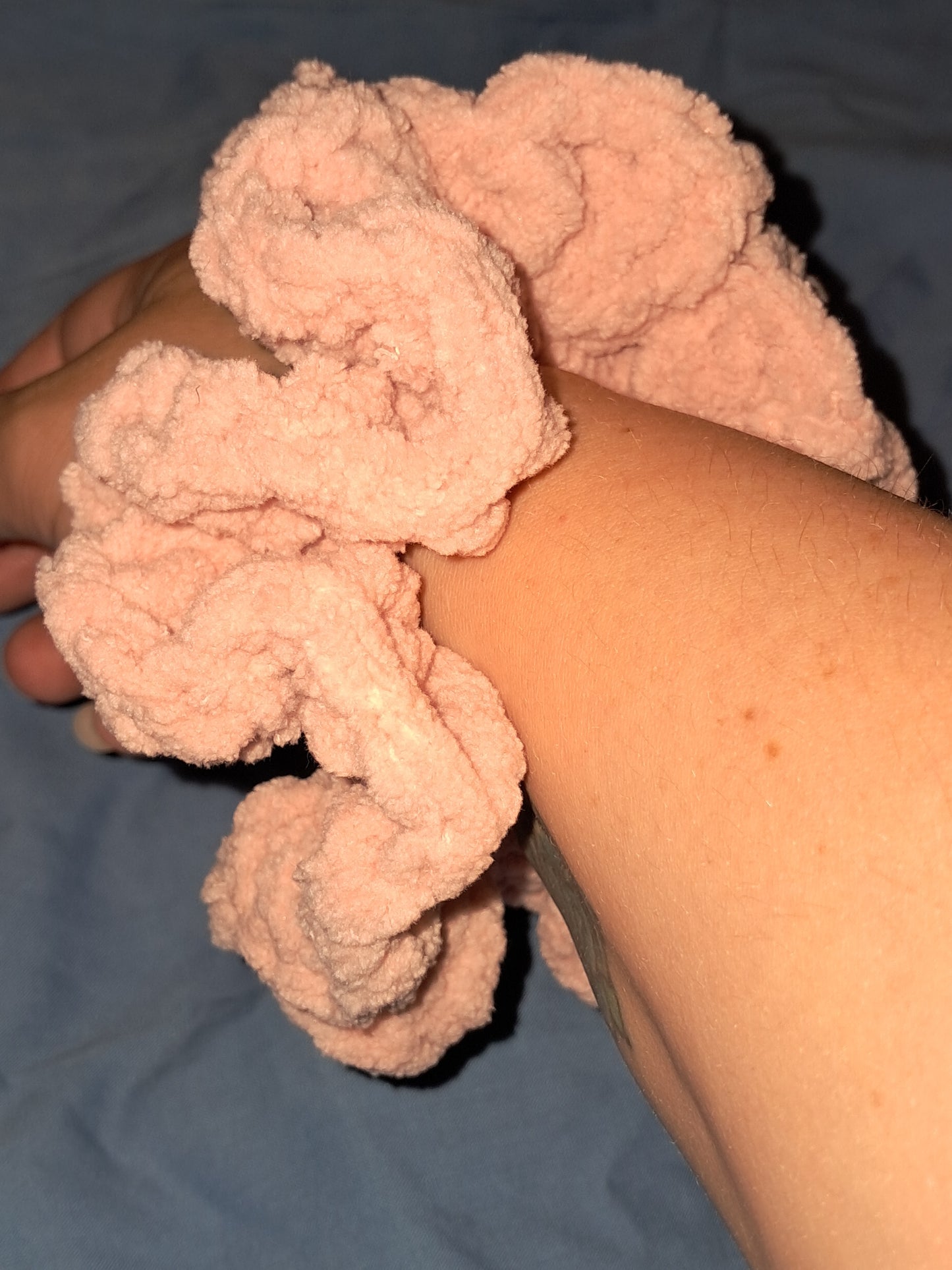 Crochet scrunchie