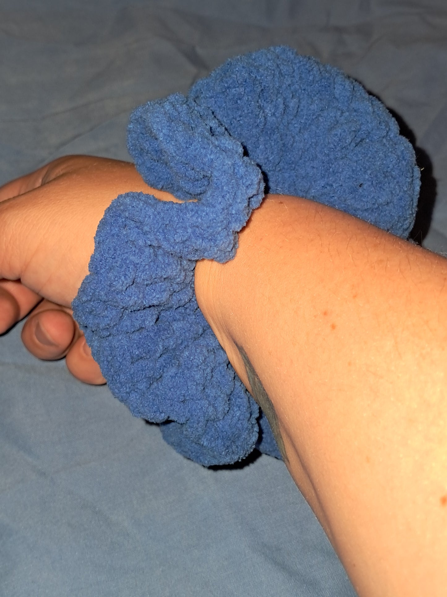 Crochet scrunchie
