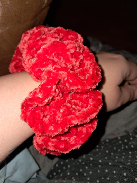 Crochet scrunchie